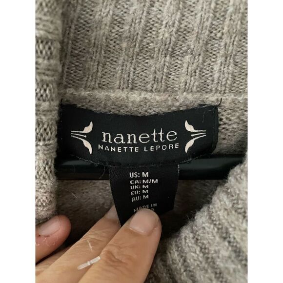 Nanette Lepore beige cowl neck sweater M - Picture 2 of 4